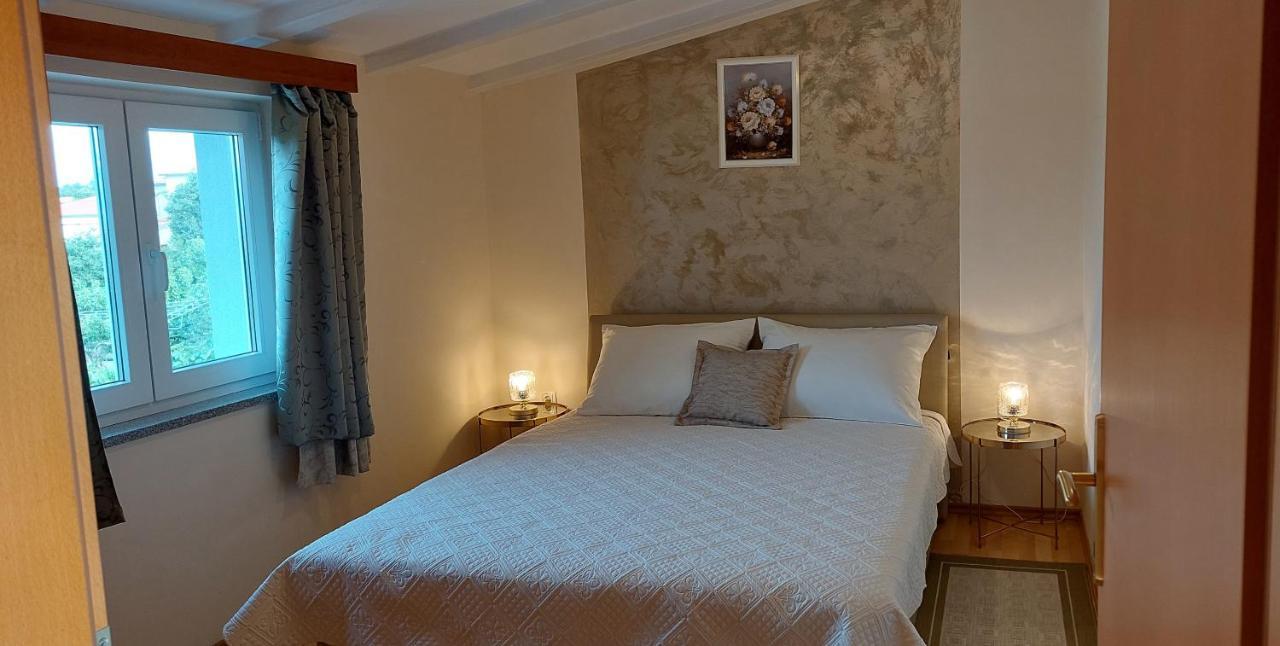 Apartmani Diva Malinska Ngoại thất bức ảnh